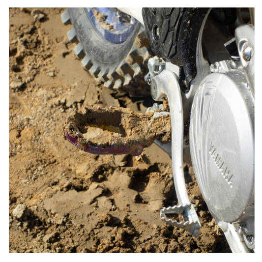 Zeta Max Foot Pegs Oil Slick Colour - Yamaha