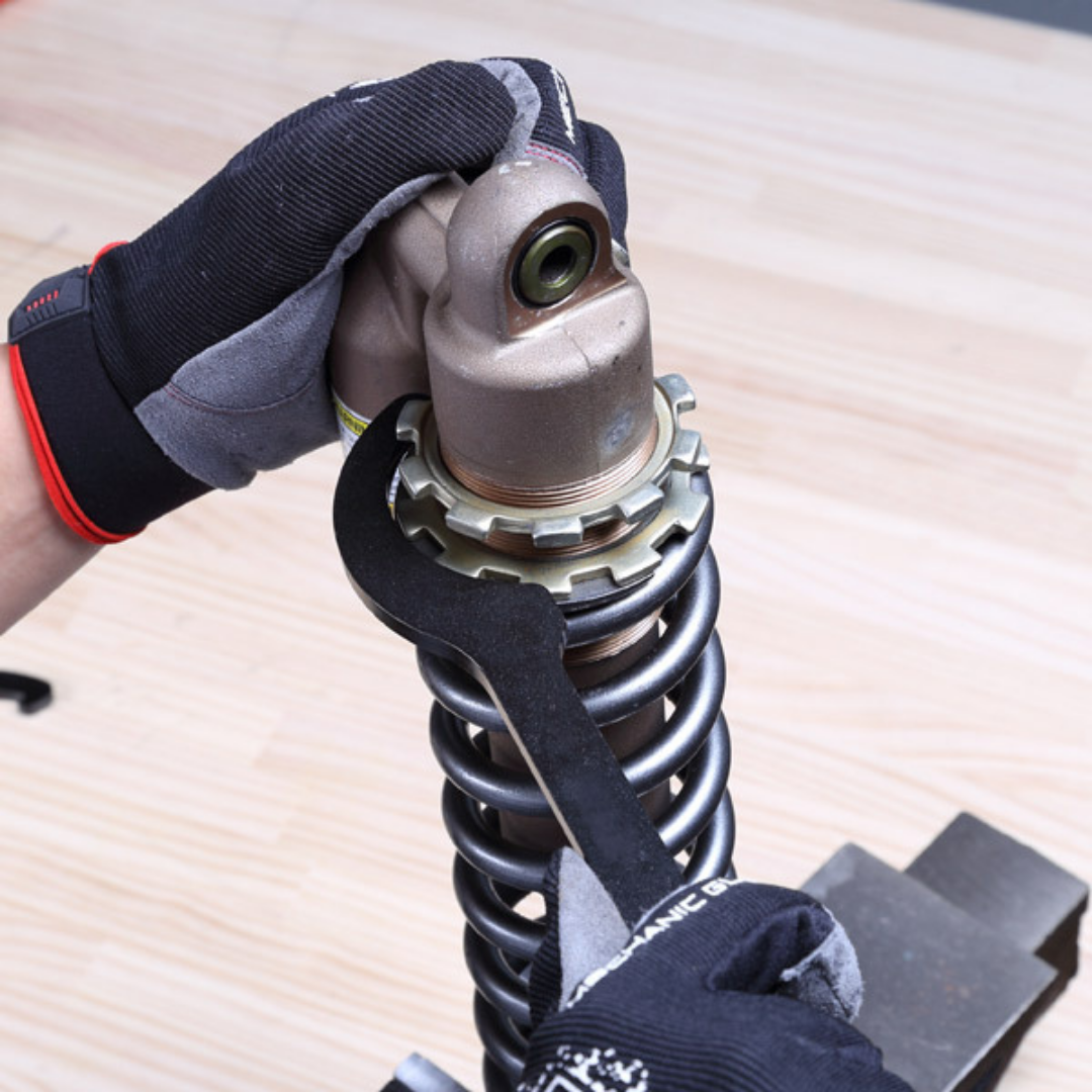 Unit Shock Wrench M