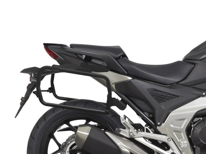 Shad 4P Side Fitting Honda NC750X 2021-2025